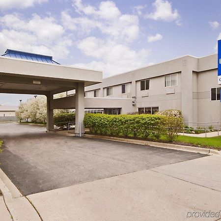 Americas Best Value Inn Waukegan Exterior foto