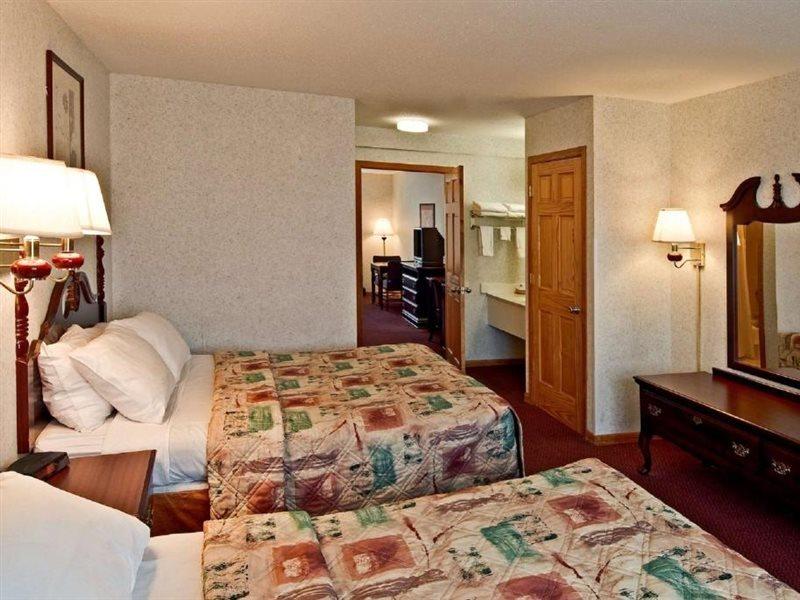 Americas Best Value Inn Waukegan Exterior foto
