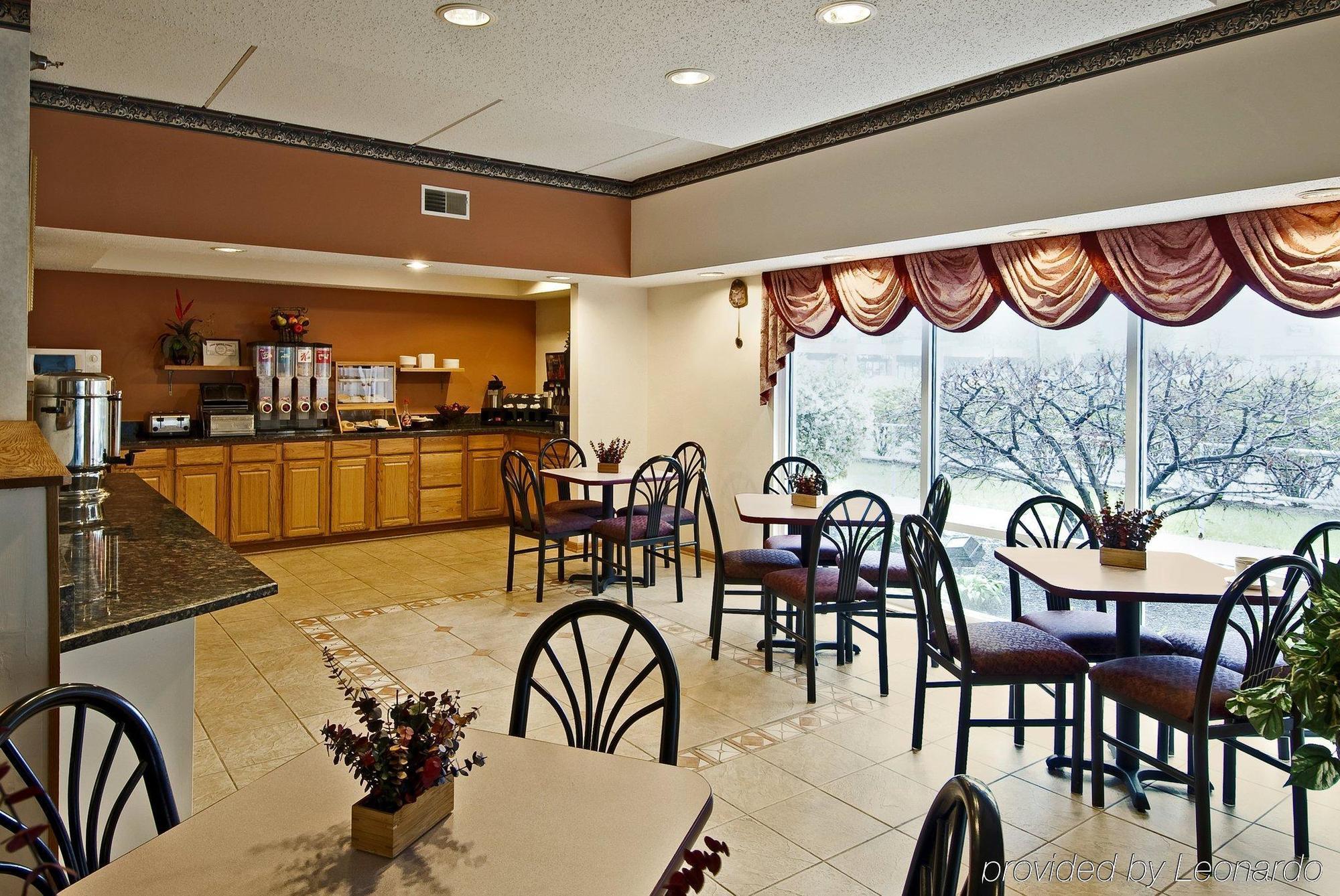 Americas Best Value Inn Waukegan Restaurant foto